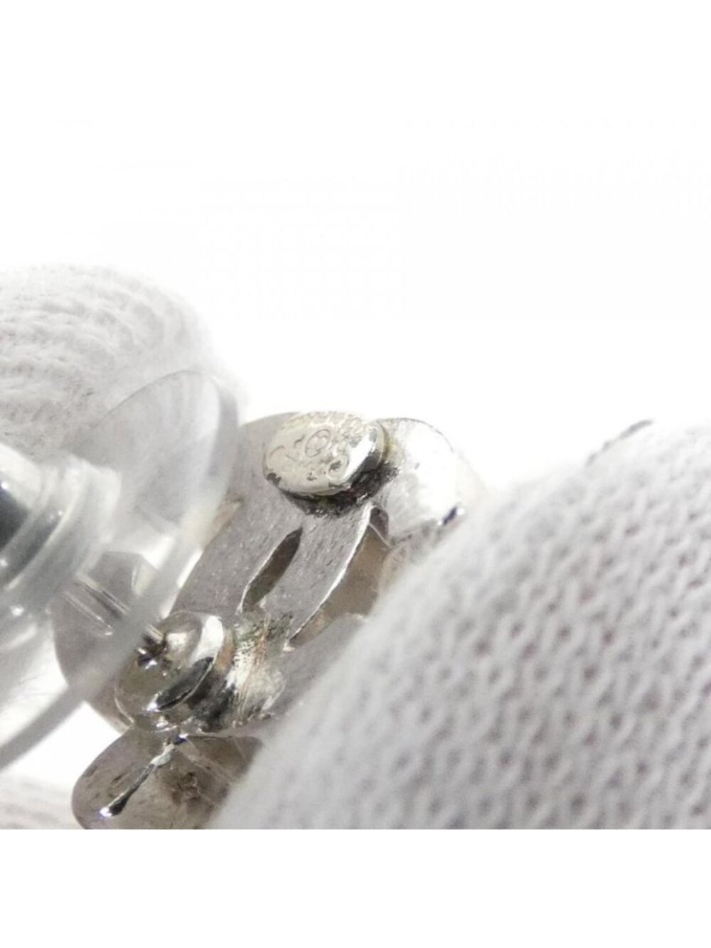 Chanel Earrings Silver - Picture 4 of 5